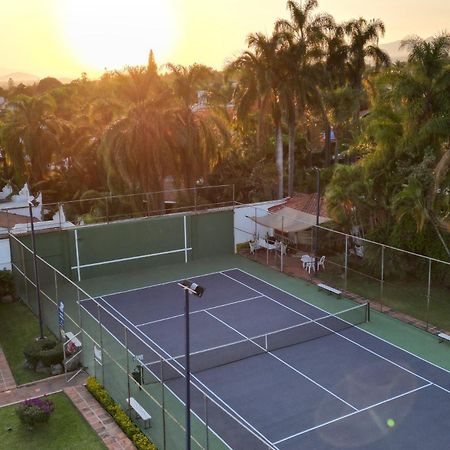 Bed & Tennis - Vista Hermosa Куернавака Екстериор снимка